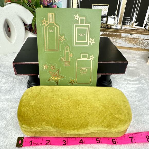 GUCCI sunglass or eyeglass case with cleaning cloth with storage bag GREAT SET - Picture 7 of 8
